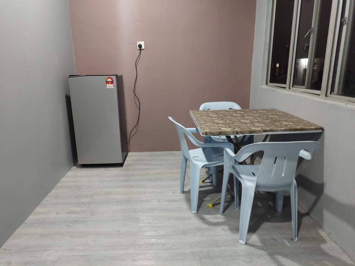 Alish Homestay Gua Musang With Free Wifi, Netflix المظهر الخارجي الصورة